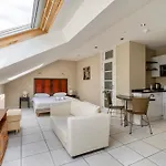 Sleep&go Brussels South Herberg