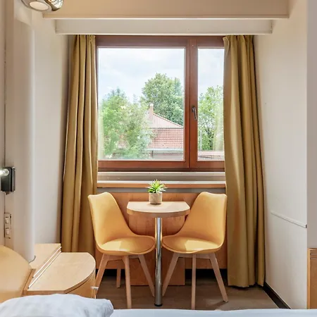 Inn Sleep & Go Brussels South 2*