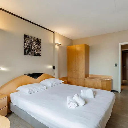 Sleep & Go Brussels South Zajazd 2*