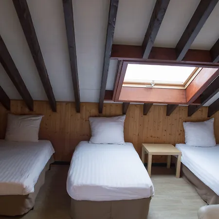 Sleep&go Brussels South Herberg Sint-Genesius-Rode