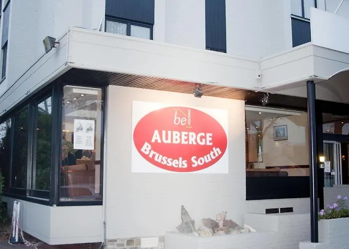 Sleep & Go Brussels South Inn